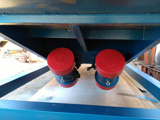 振動(dòng)篩電機(jī)功率