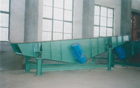 振動輸送機
